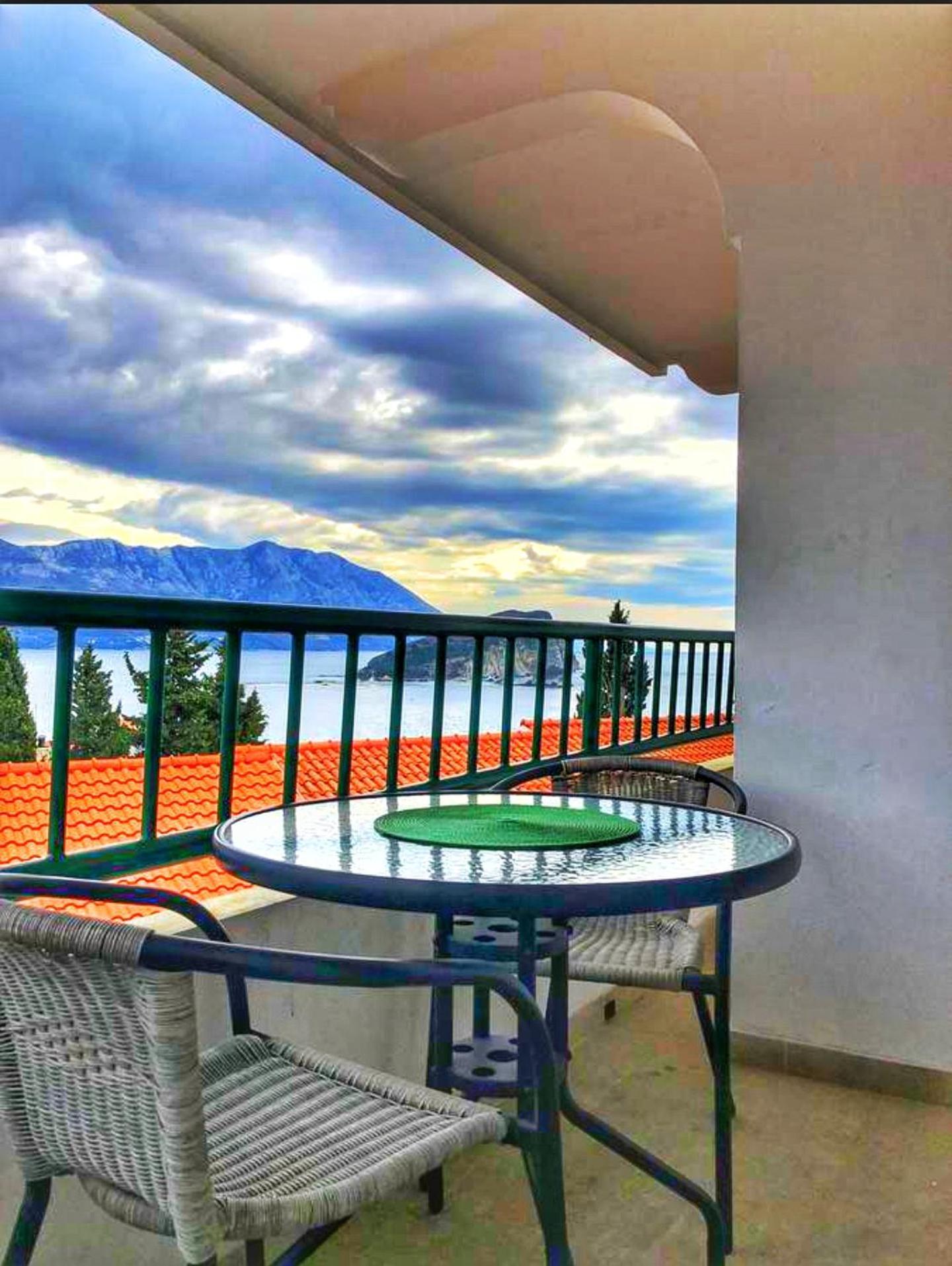Apartmani Cupic Budva Eksteriør billede